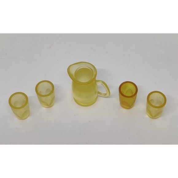 Vintage Barbie 70s 80s Mattell Translucent Amber Pitcher 4 Drinking Glasses Set - Picture 4 of 7